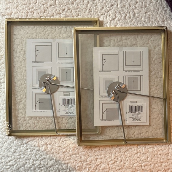 Gold Floating Frame Set - Picture 3 of 3